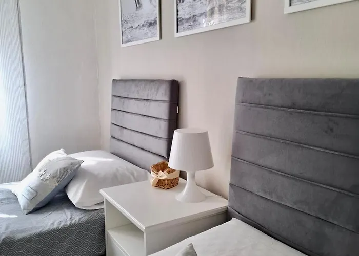 Διαμέρισμα Near Hospital And Μόντενα